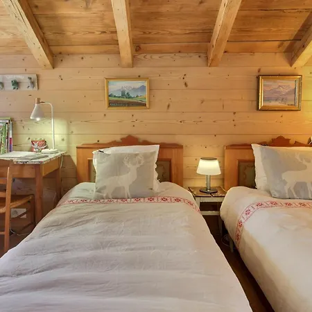 Feriehus Four Story Family Eden