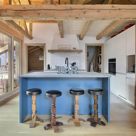 Feriehus Four Story Family Eden Champéry