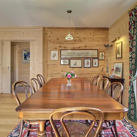 Duplex Piano Bar Fireplace Шампери