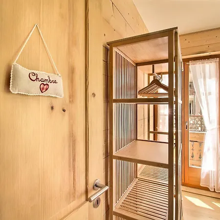 Eden 4 Story Family * Champéry