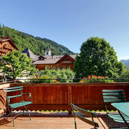 Dağ evi Eden 4 Story Family Champéry