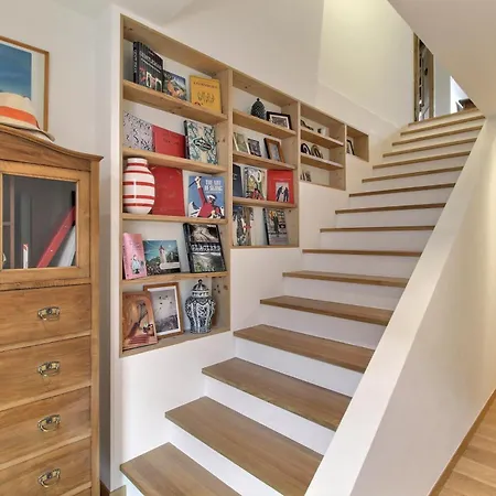 Four Story Family Eden Дом отдыха Шампери