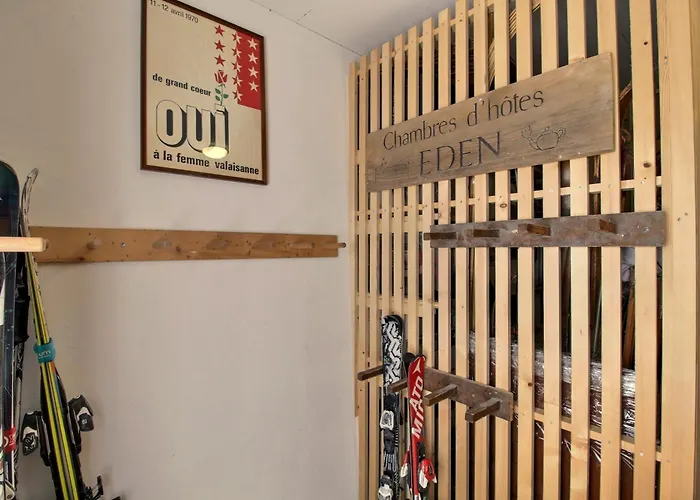 Duplex Piano Bar Fireplace *